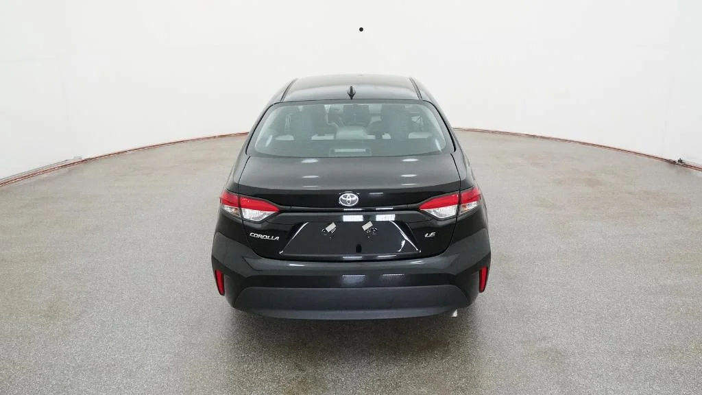 New 2026 Midnight Black Metallic Toyota LE image 9