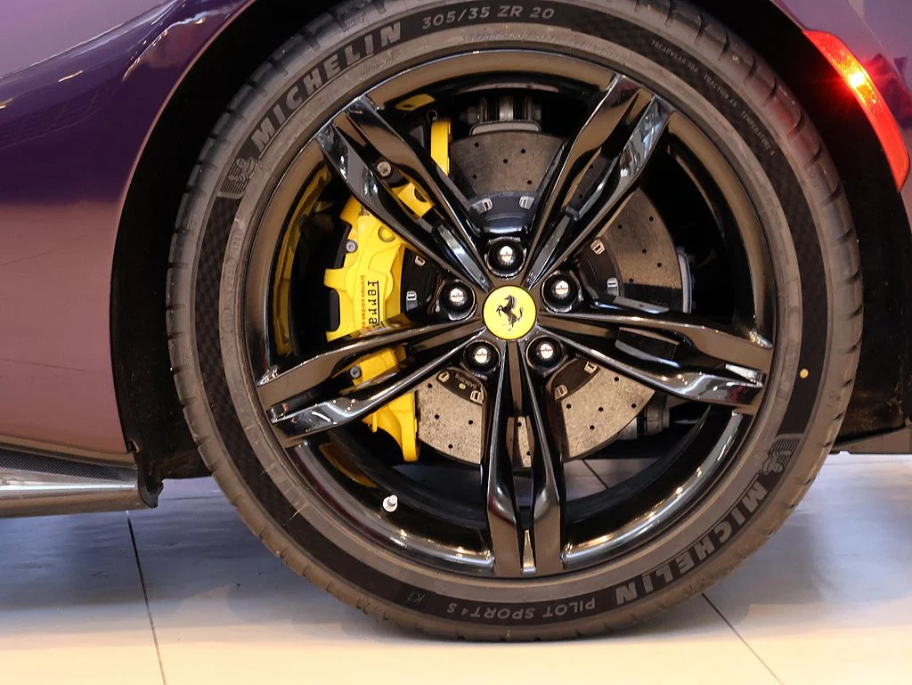 Certified Used 2025 Viola Hong Kong Ferrari  image 54