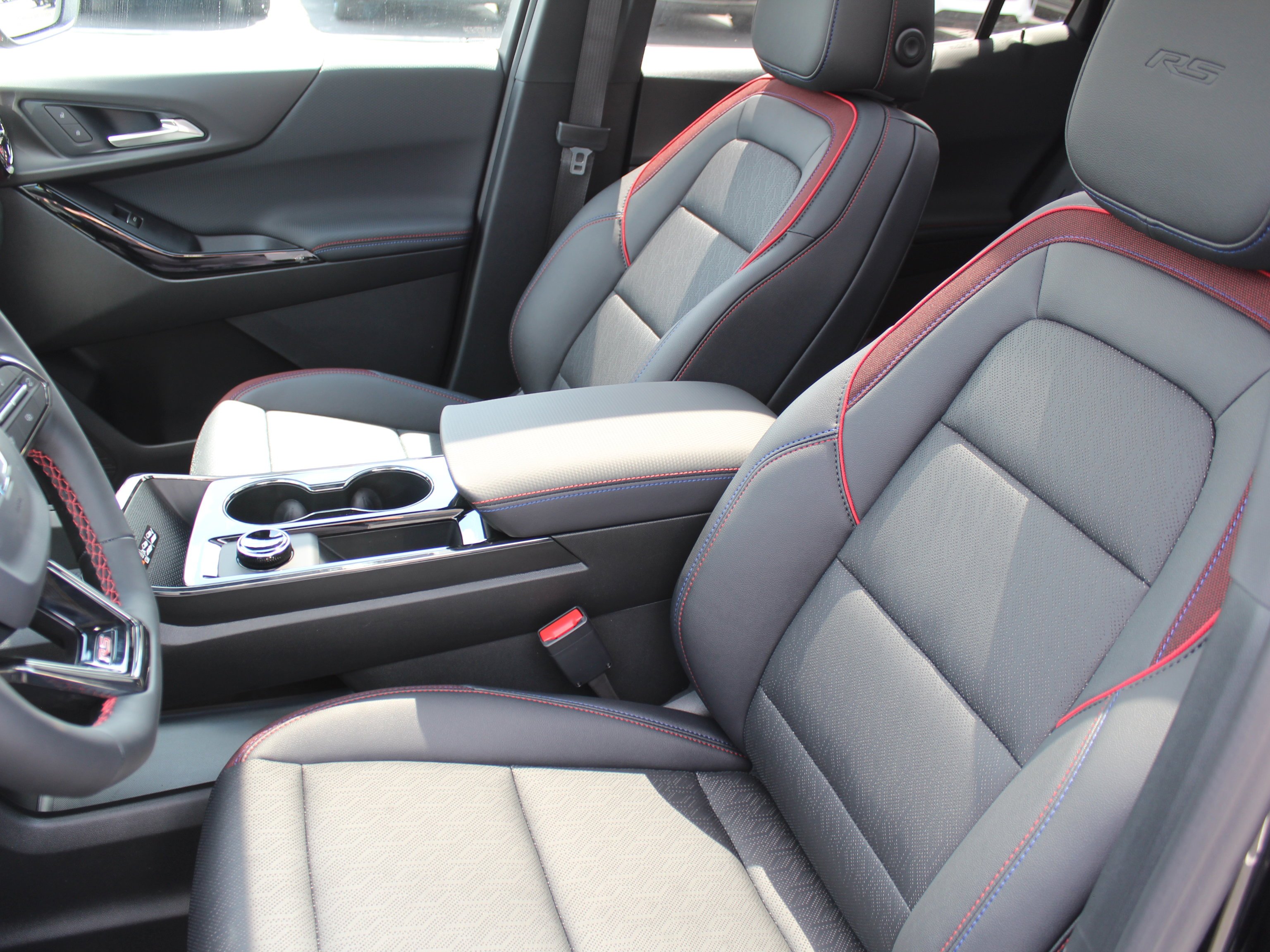 2026 Chevrolet Equinox RS - Photo 9