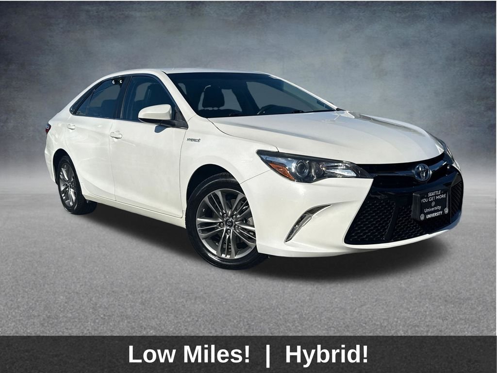 2015 Toyota Camry 2.5 Auto SE Hybrid's photo