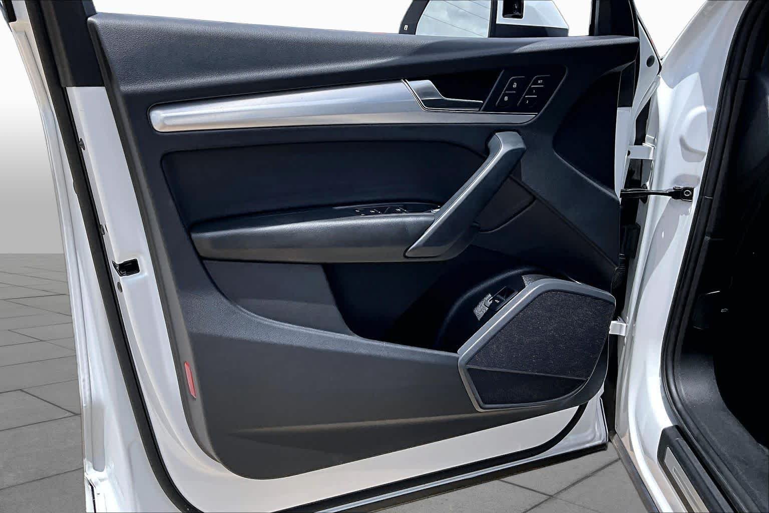 Used 2025 WHITE Audi S line Premium image 22