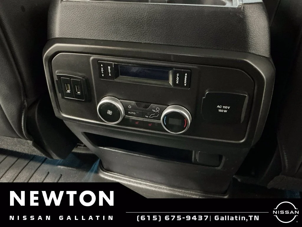 Used 2018 Magnetic Ford Limited image 22