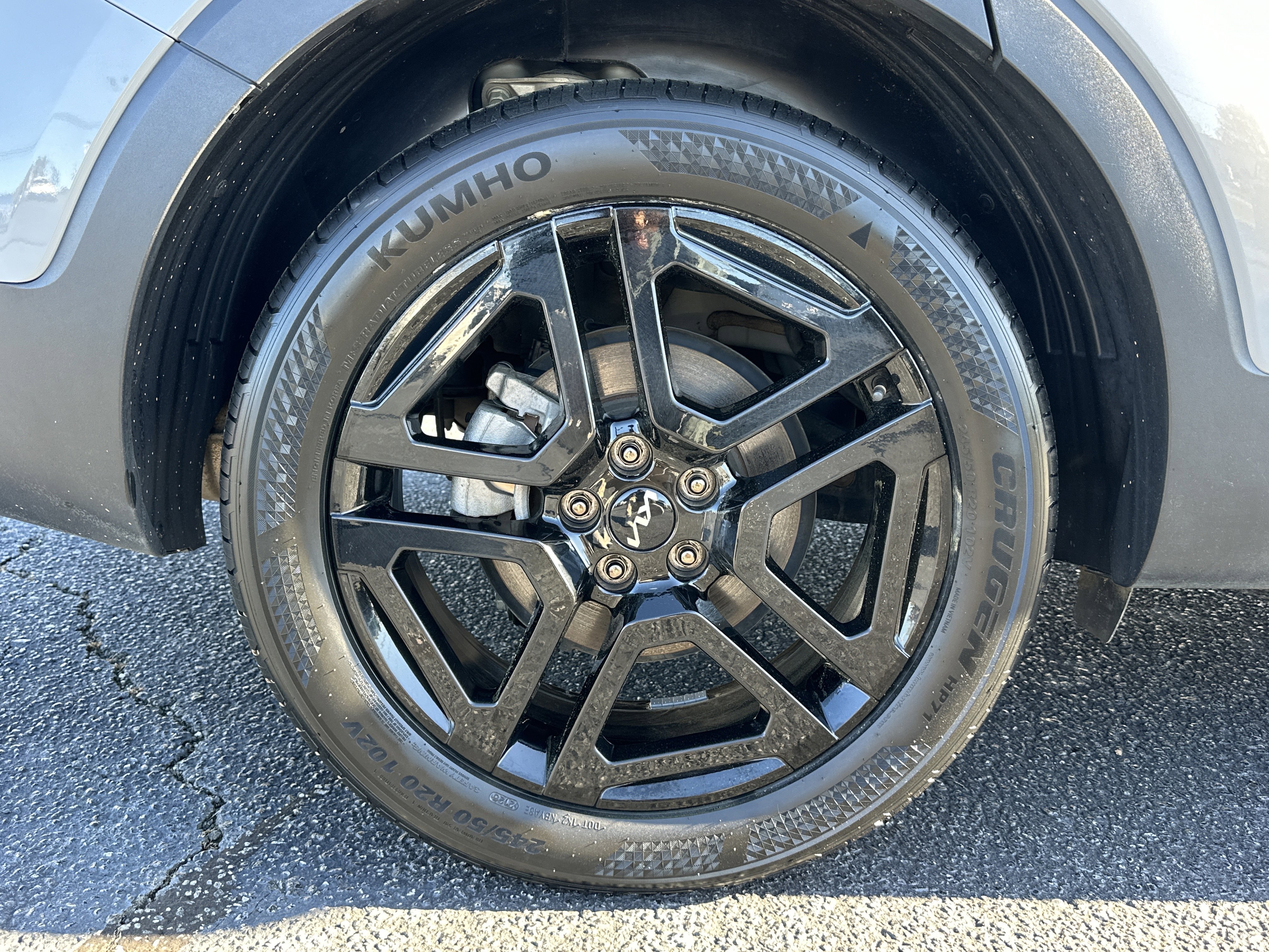 Used 2024 Wolf Gray Kia SX X-Line image 18