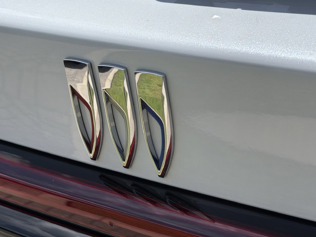 2026 Buick Enclave Sport Touring - Photo 10