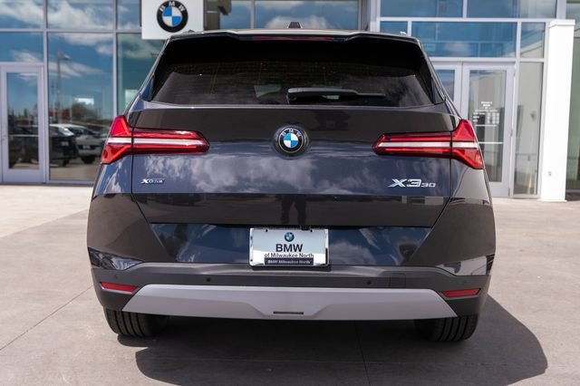 New 2026 Dark Graphite Metallic BMW 30 xDrive image 9