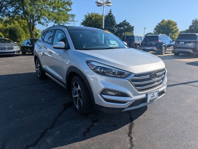 Used 2017 Molten Silver Hyundai Limited image 7