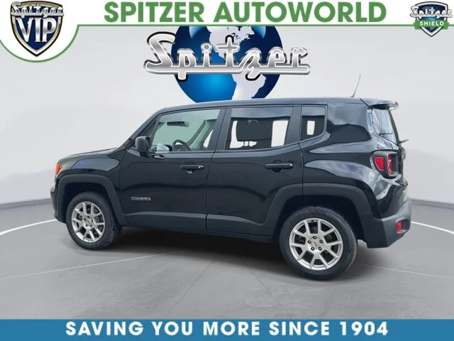 Used 2023 Black Jeep Latitude image 7