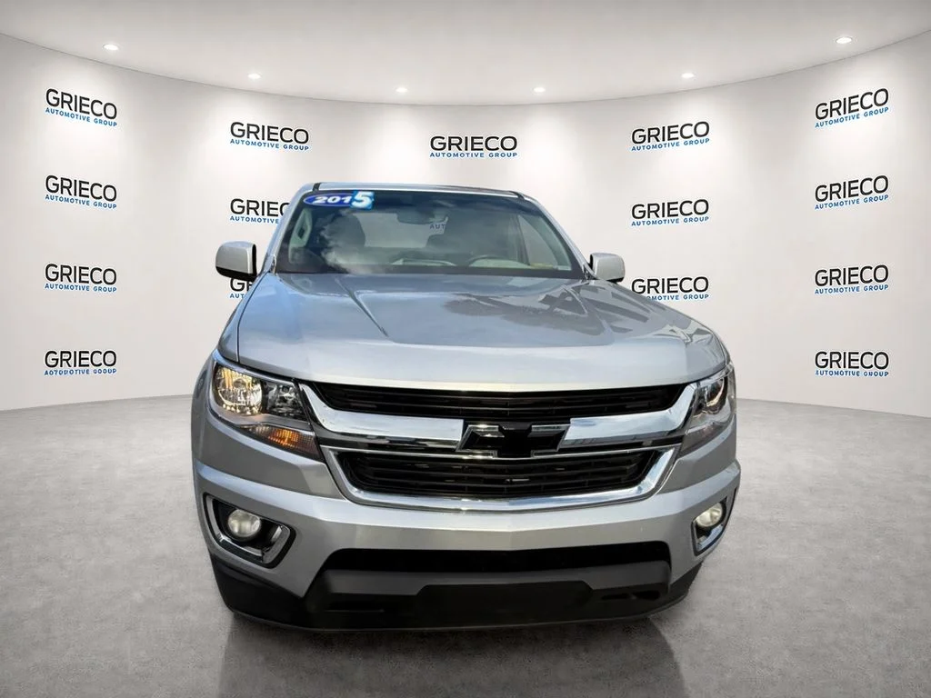 Used 2015 Silver Ice Metallic Chevrolet LT image 2