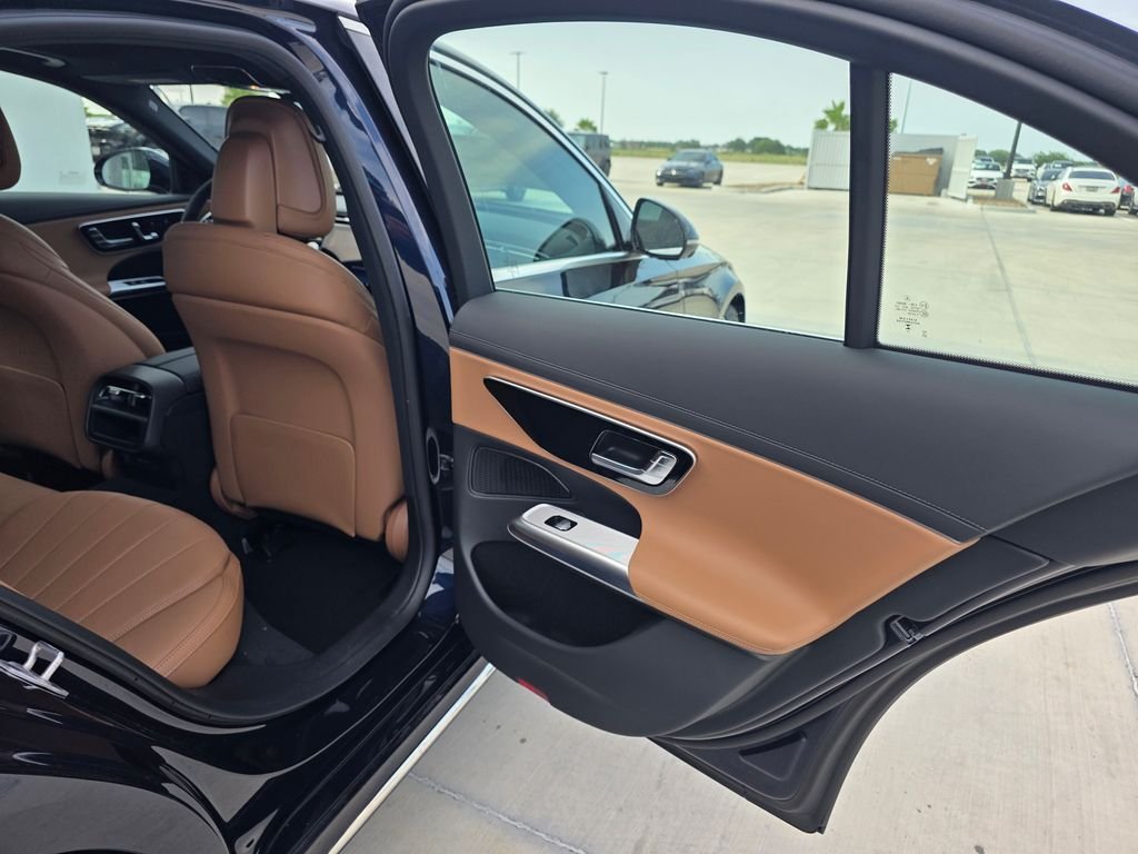 New 2026 Nautical Blue Metallic Mercedes-Benz E 350 image 20