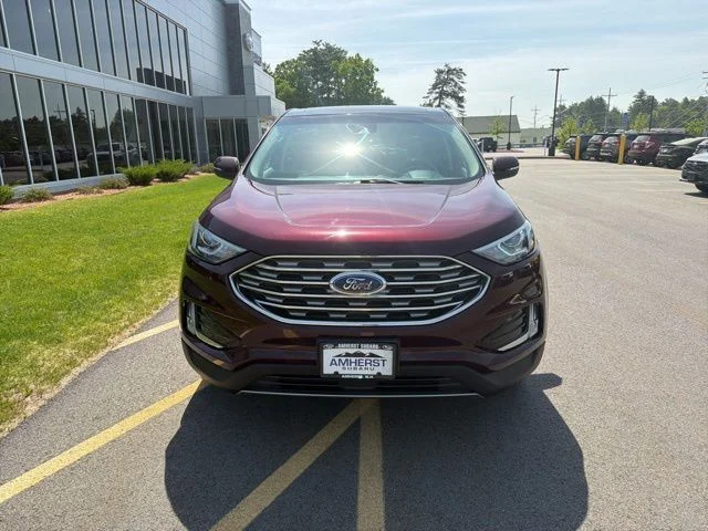 Used 2020 Red Ford SEL image 2