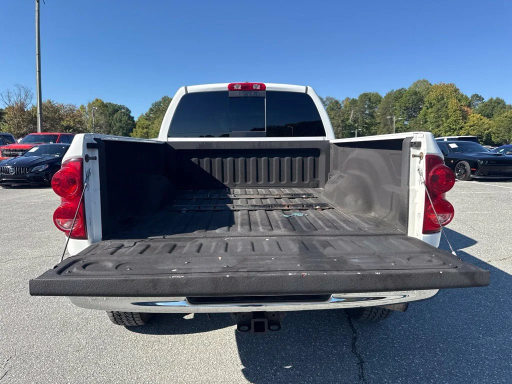 Used 2007 White Dodge Laramie image 27