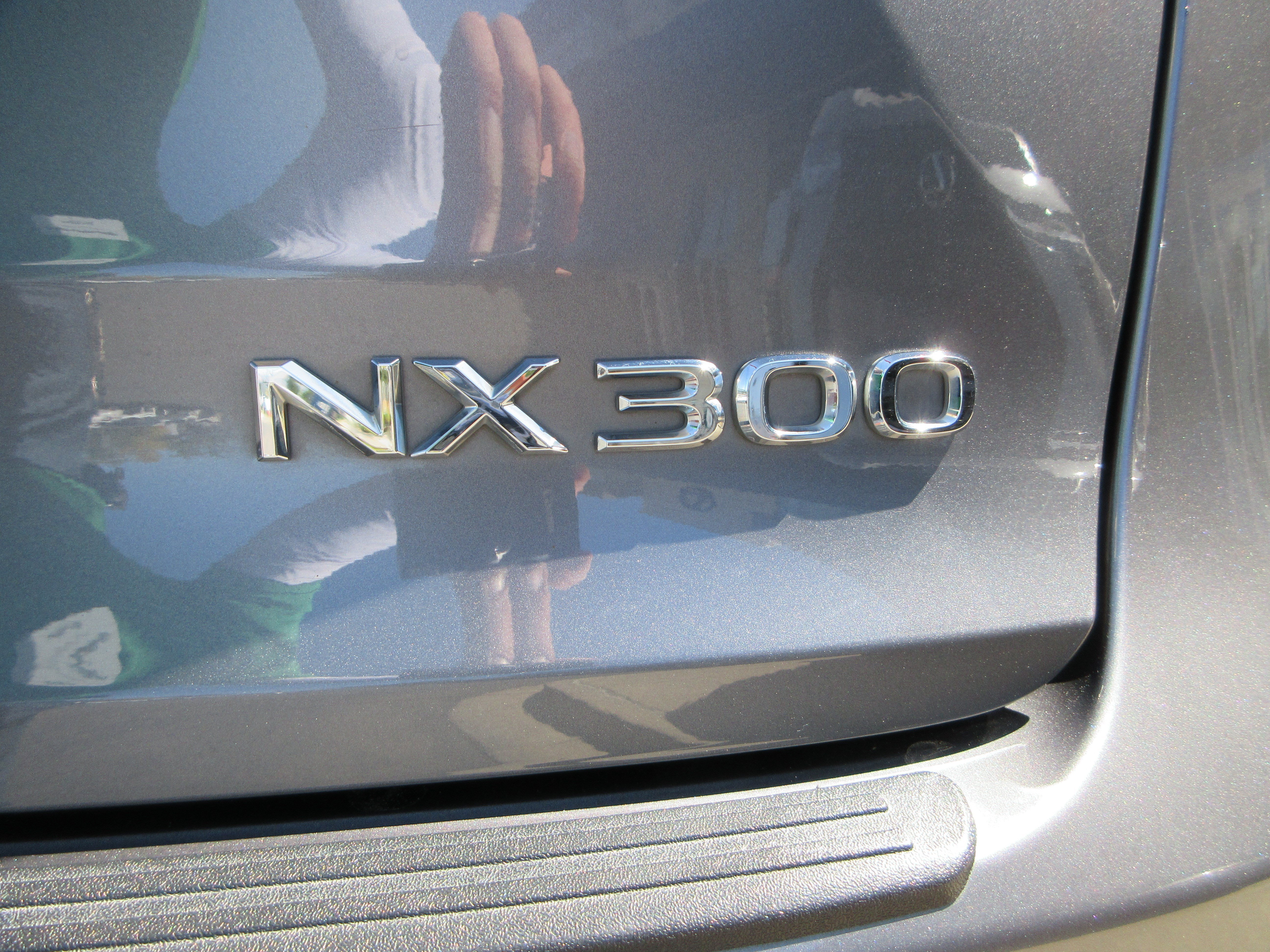 Used 2018 Nebula Gray Pearl Lexus 300 F Sport image 10