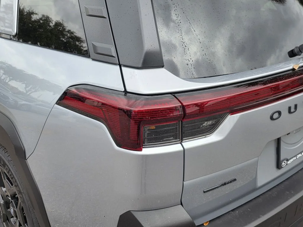 2026 Subaru Outback Limited - Photo 7