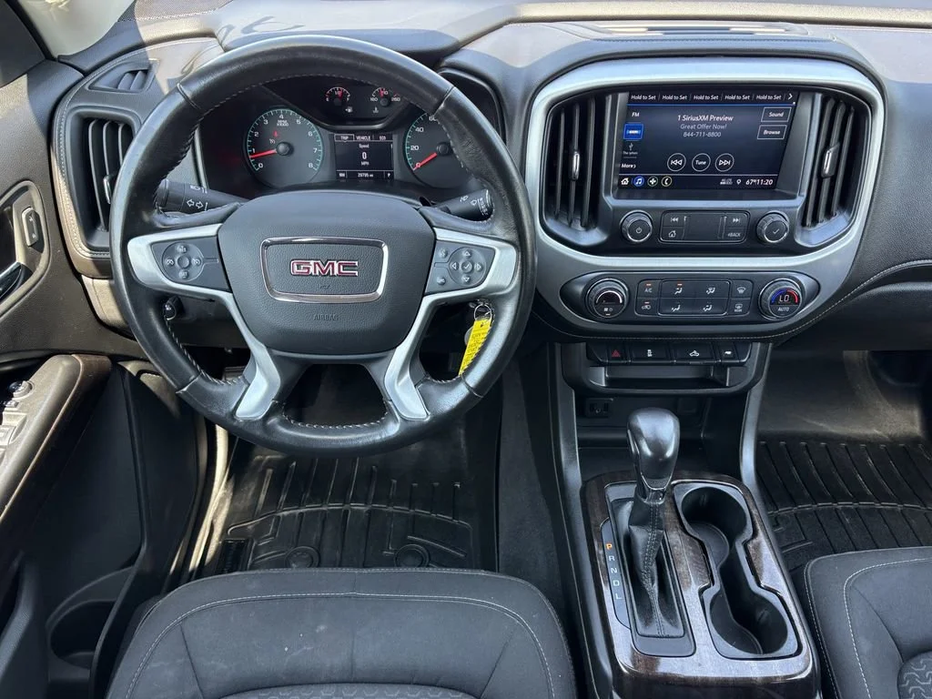 Used 2022 Summit White GMC Elevation image 3