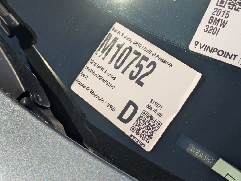 Used 2015 Gray BMW 320i image 5