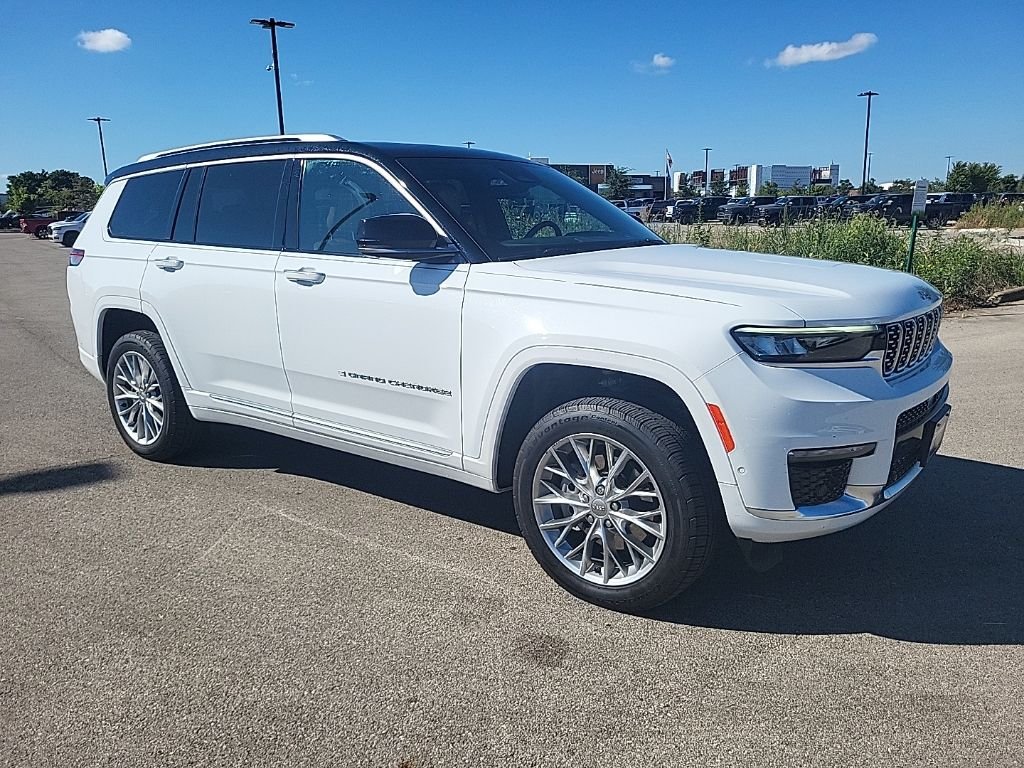 Used 2023 White Jeep Summit image 7