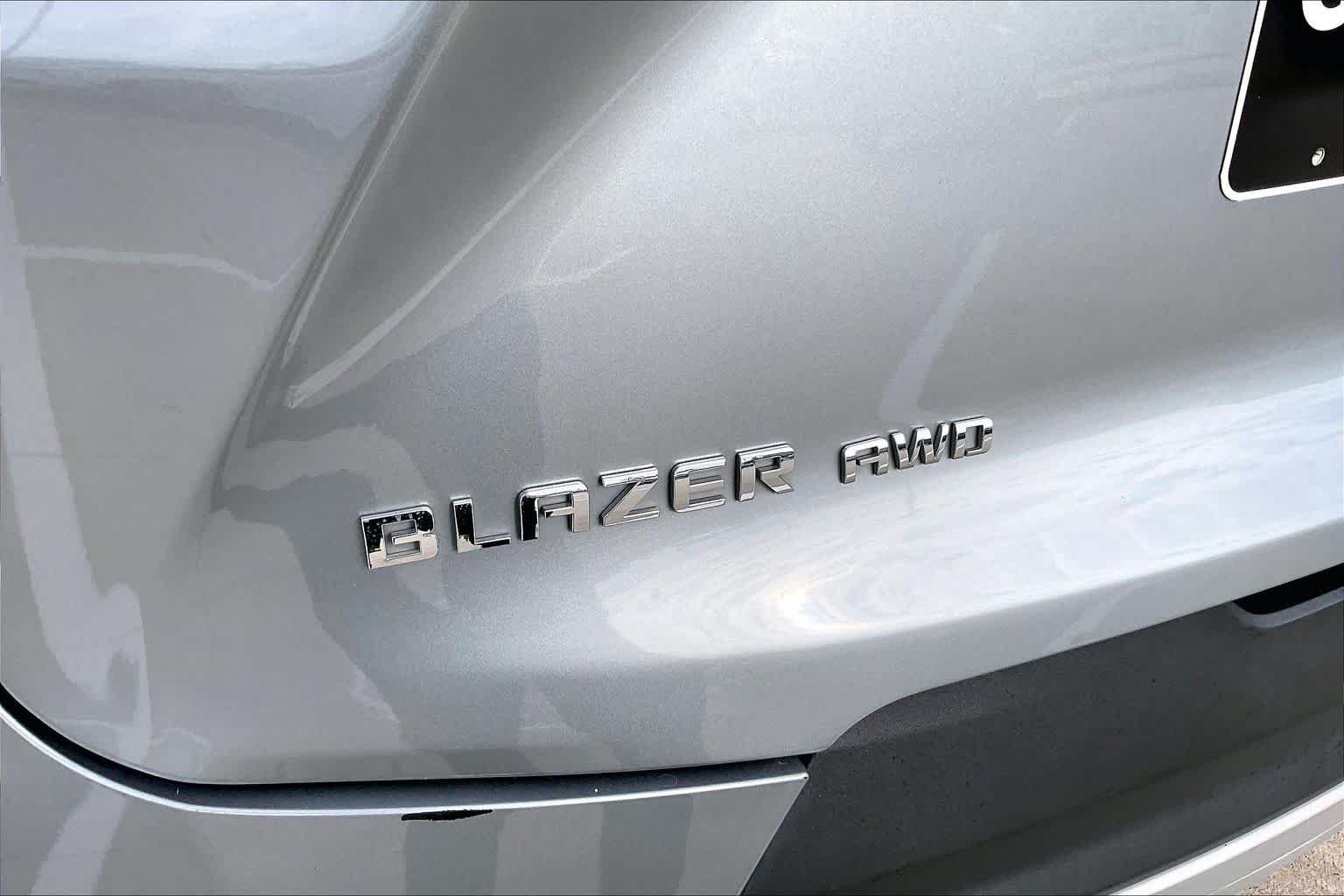 Used 2023 Sterling Gray Metallic Chevrolet LT image 10