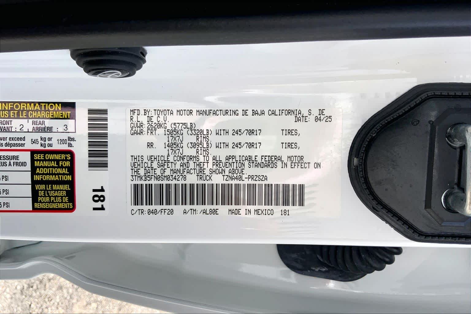 Used 2025 Ice Cap Toyota SR5 image 36
