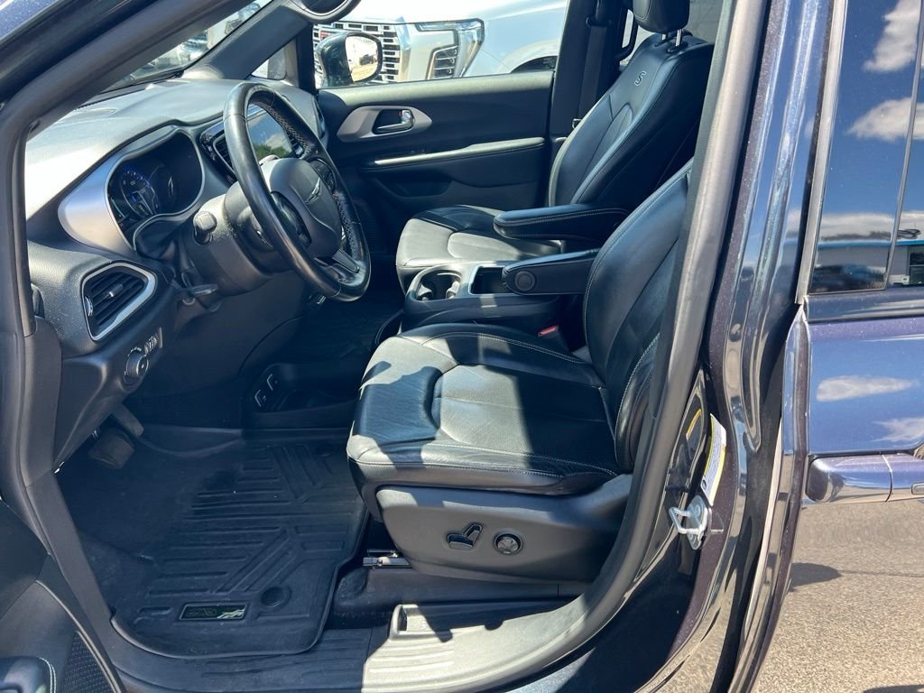 Used 2020 Gray Chrysler Touring L Plus image 2
