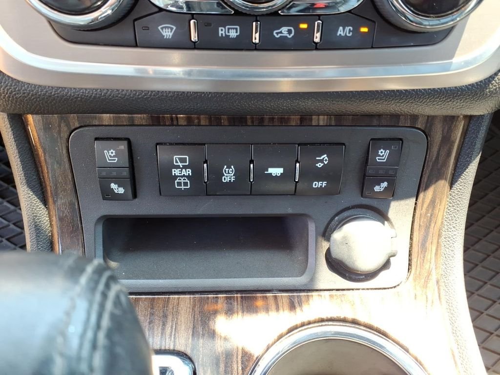Used 2014 Iridium Metallic GMC Denali image 17