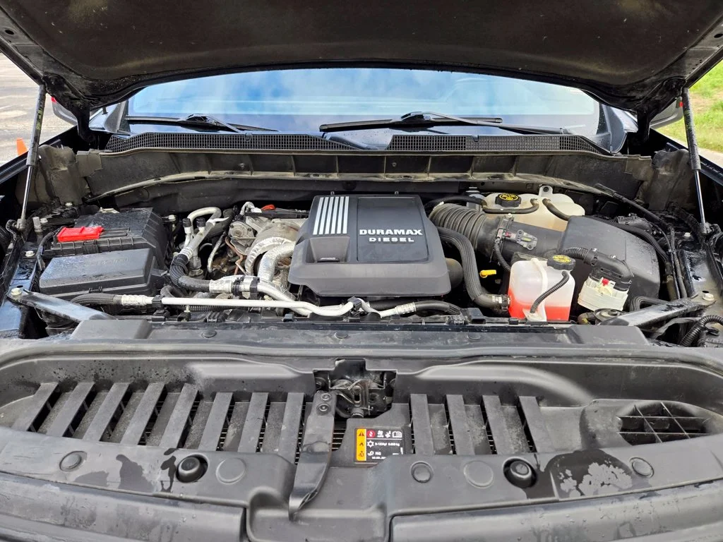 Used 2023 Black Chevrolet RST image 29
