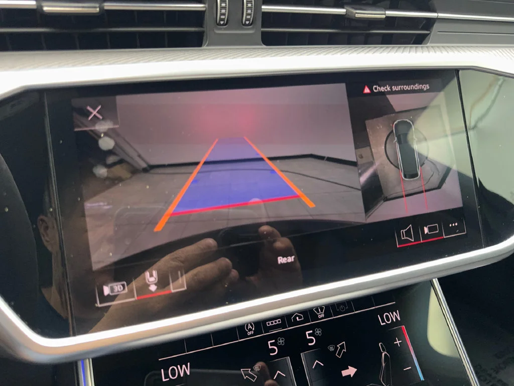 Used 2022  Audi 4.2 image 65