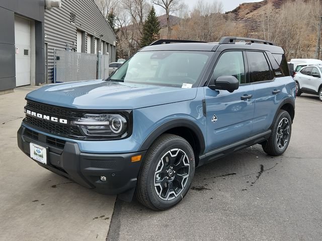 New 2026 Azure Gray Metallic Tri-Coat Ford Outer Banks® image 5