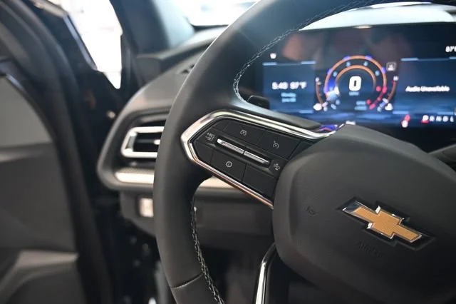 New 2026 Mosaic Black Metallic Chevrolet LT image 22
