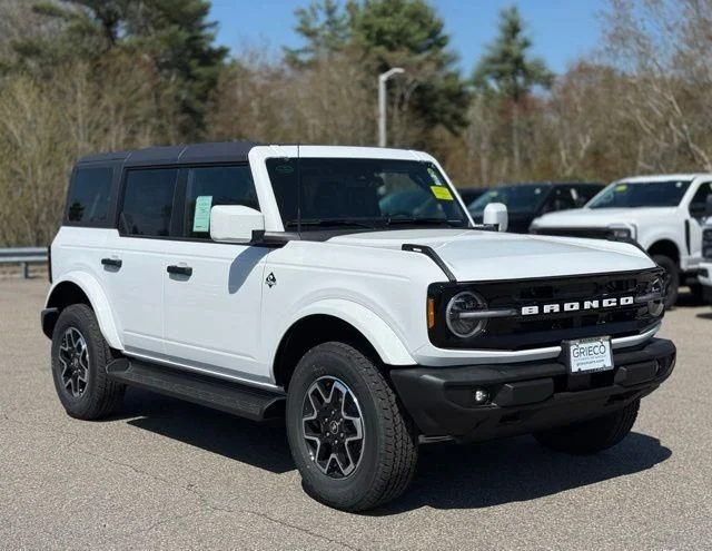 2026 Ford Bronco Outer Banks 4x4's photo