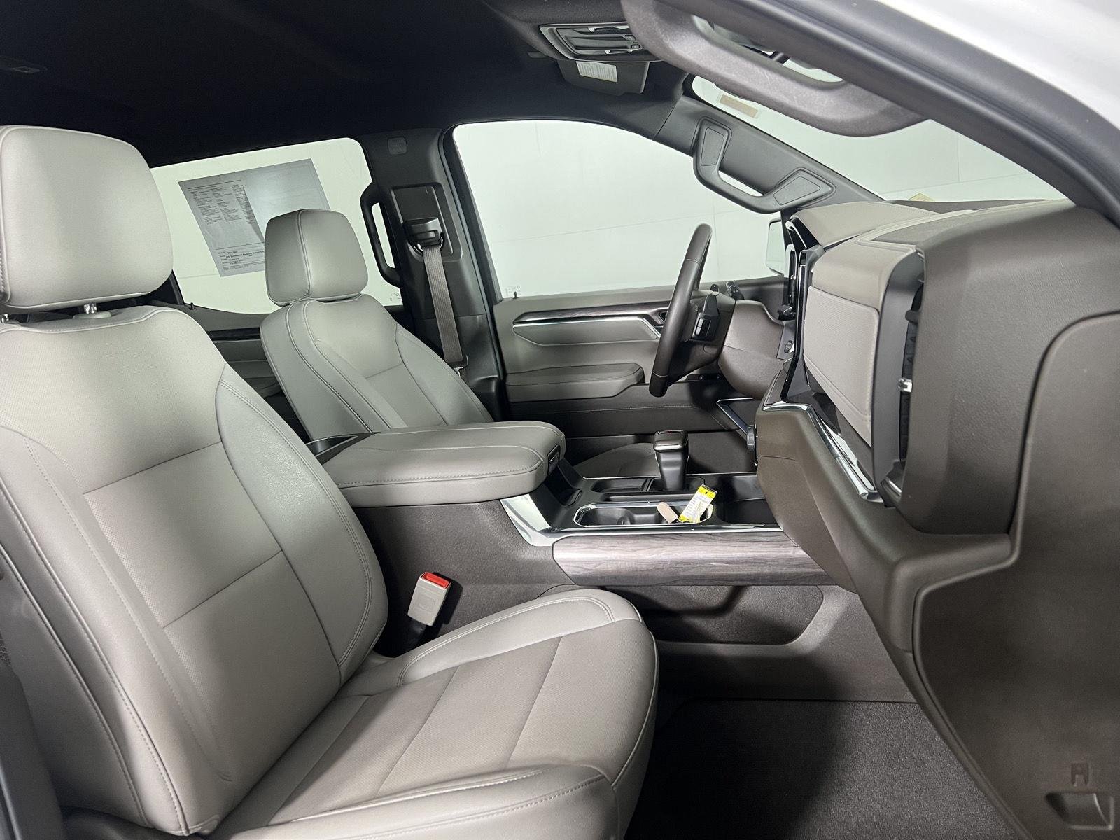 Used 2023 Summit White Chevrolet LTZ image 20