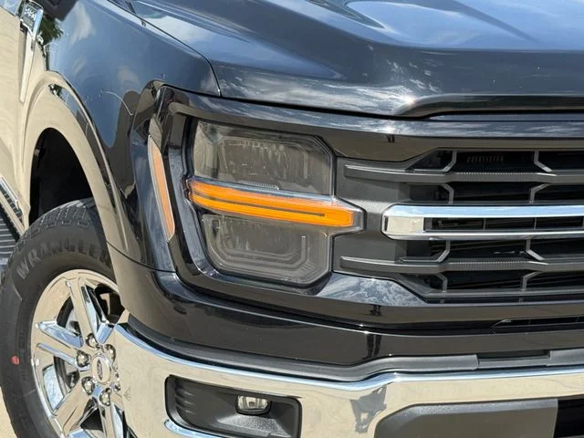 Used 2024 Black Metallic Ford XLT image 3