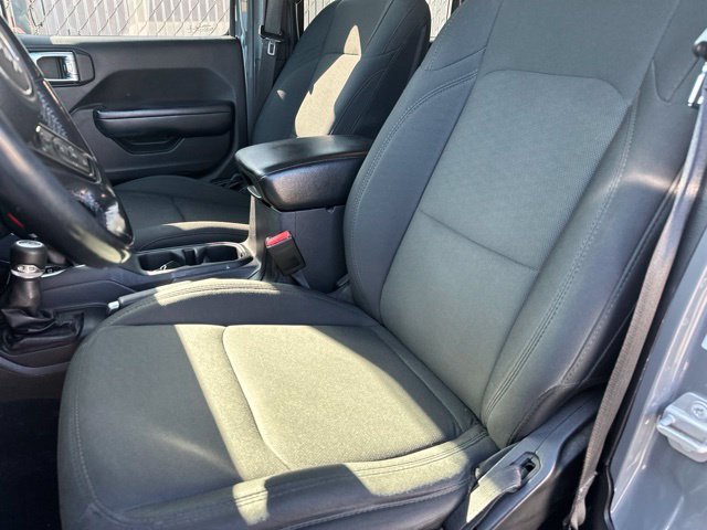 Used 2019 Gray Jeep Unlimited Sport S image 16