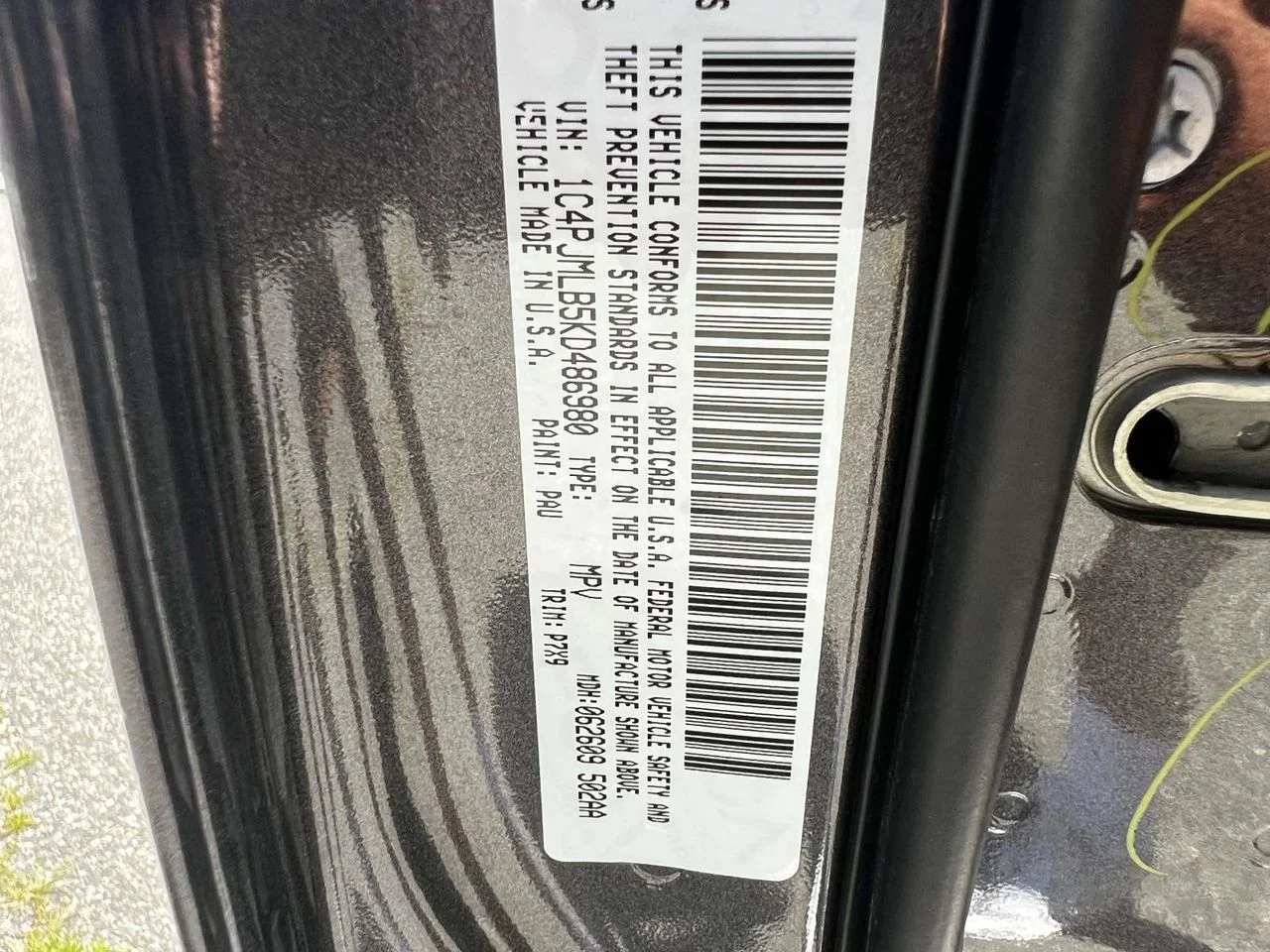 Used 2019 Granite Crystal Metallic Clearcoat Jeep Latitude Plus 4x4 image 26
