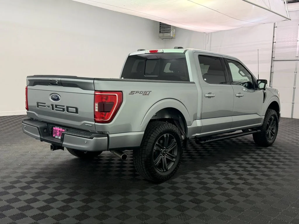 Used 2023 Iconic Silver Metallic Ford XLT image 9