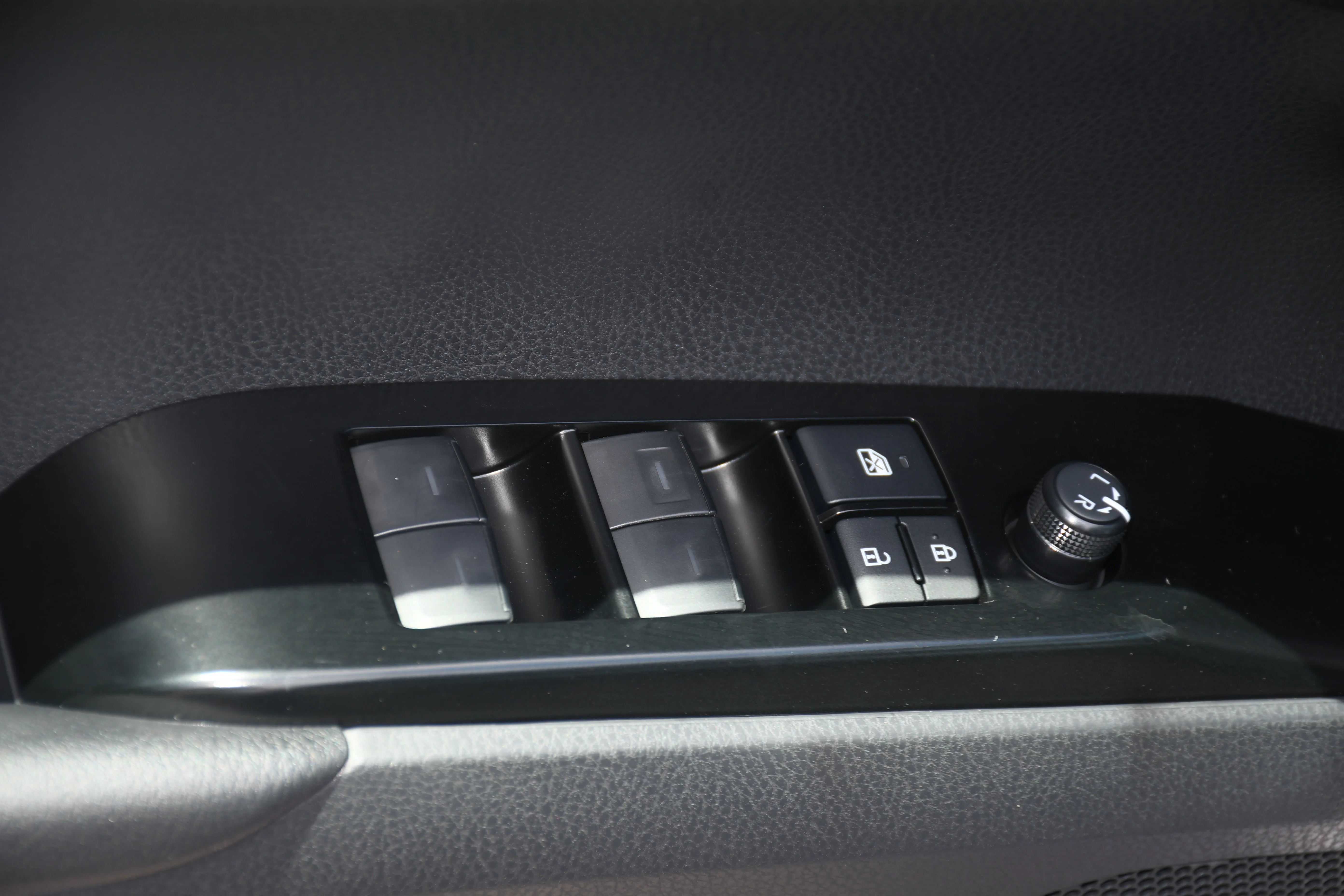 New 2026 Reservoir Blue Toyota SE image 6