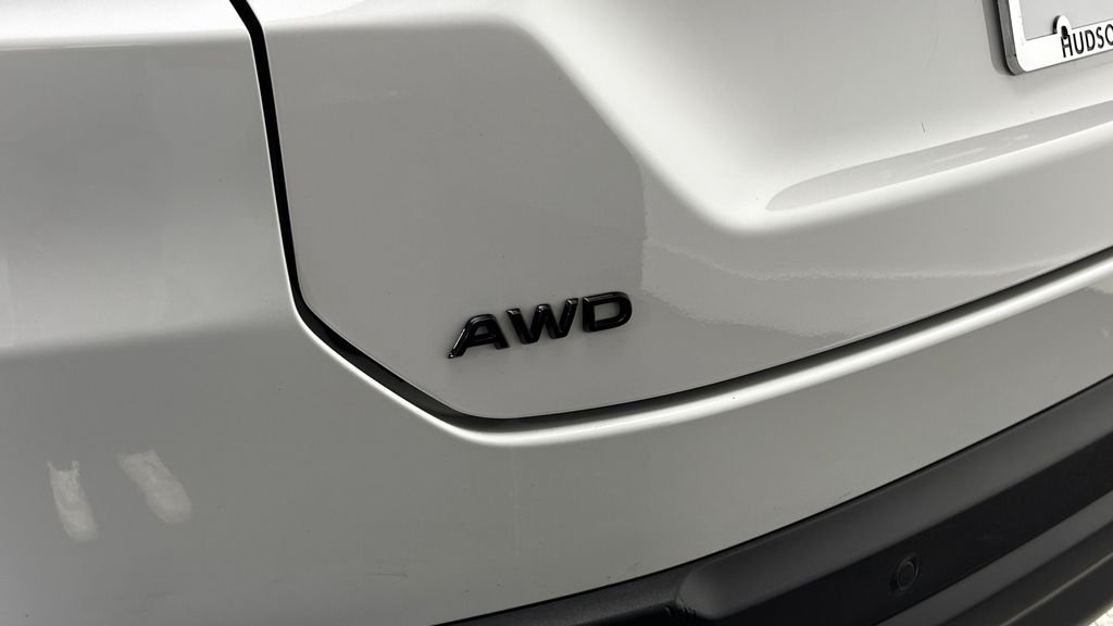 Used 2025 White Honda Black Edition image 8