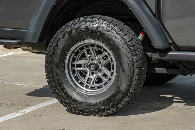 Used 2022 Gray Jeep Rubicon image 72