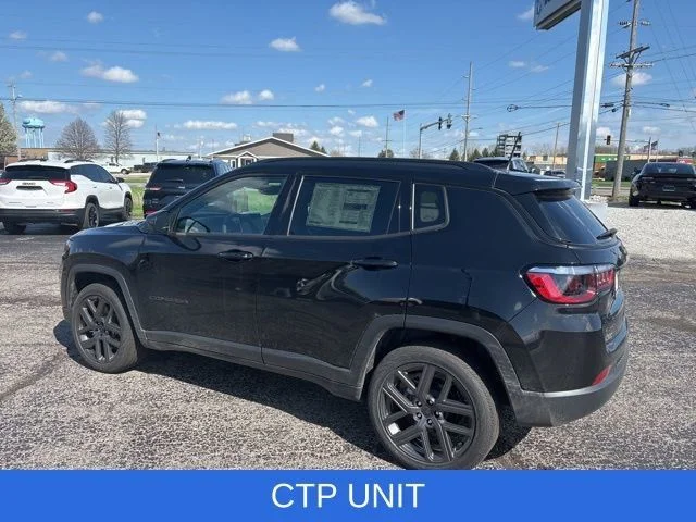 2026 Jeep Compass Latitude Altitude - Photo 5