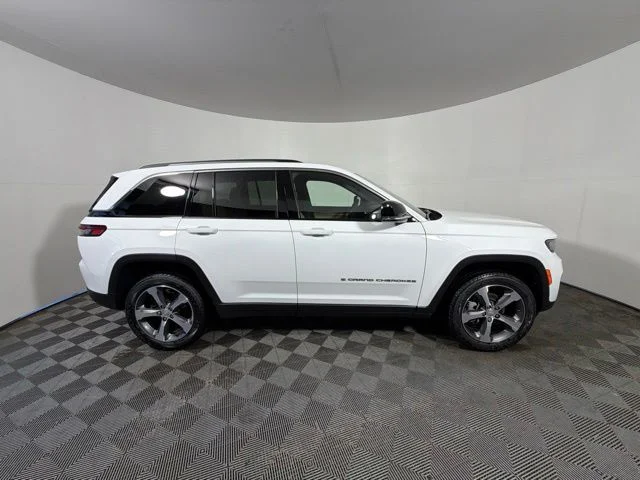 Certified Used 2023 White/off-white Jeep Limited image 15