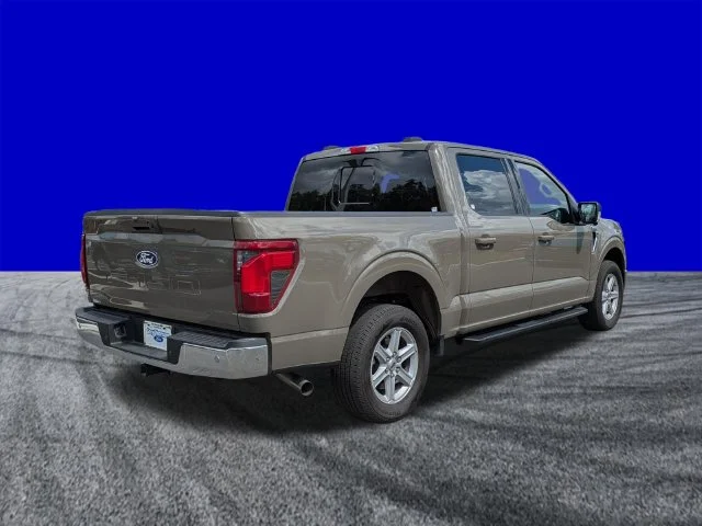 New 2026 Marsh Gray Ford XLT image 4