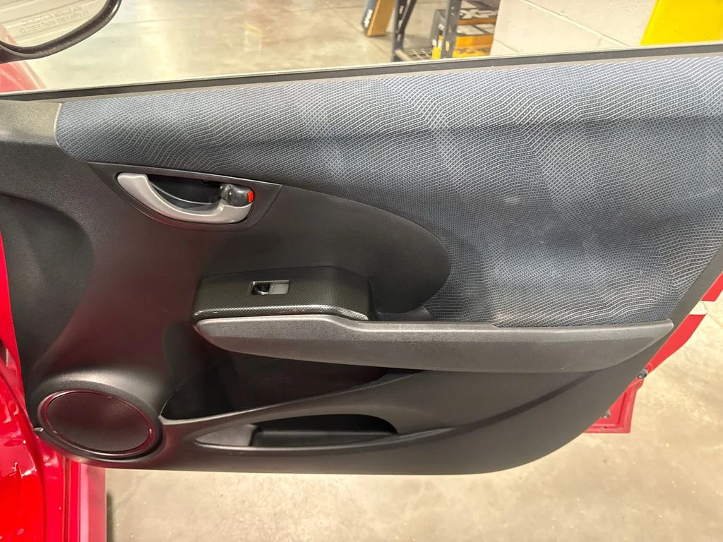 Used 2009 Red Honda Sport image 15