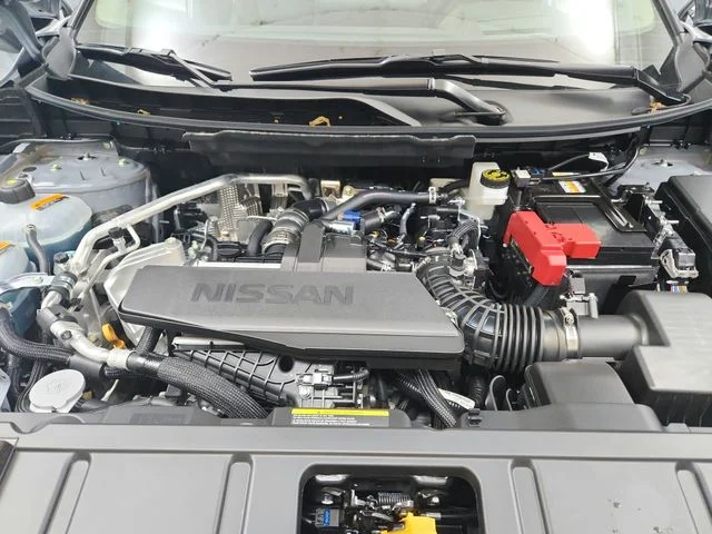 New 2026 Gray Nissan Platinum image 17