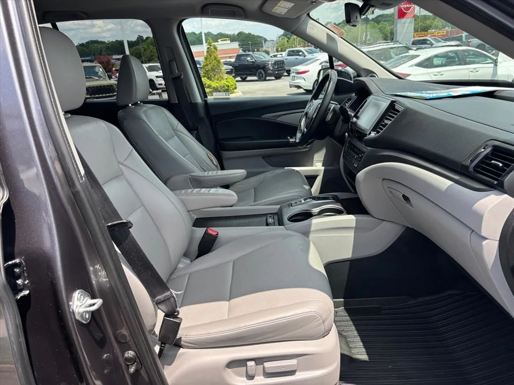 Used 2023 Gray Honda RTL-E image 17