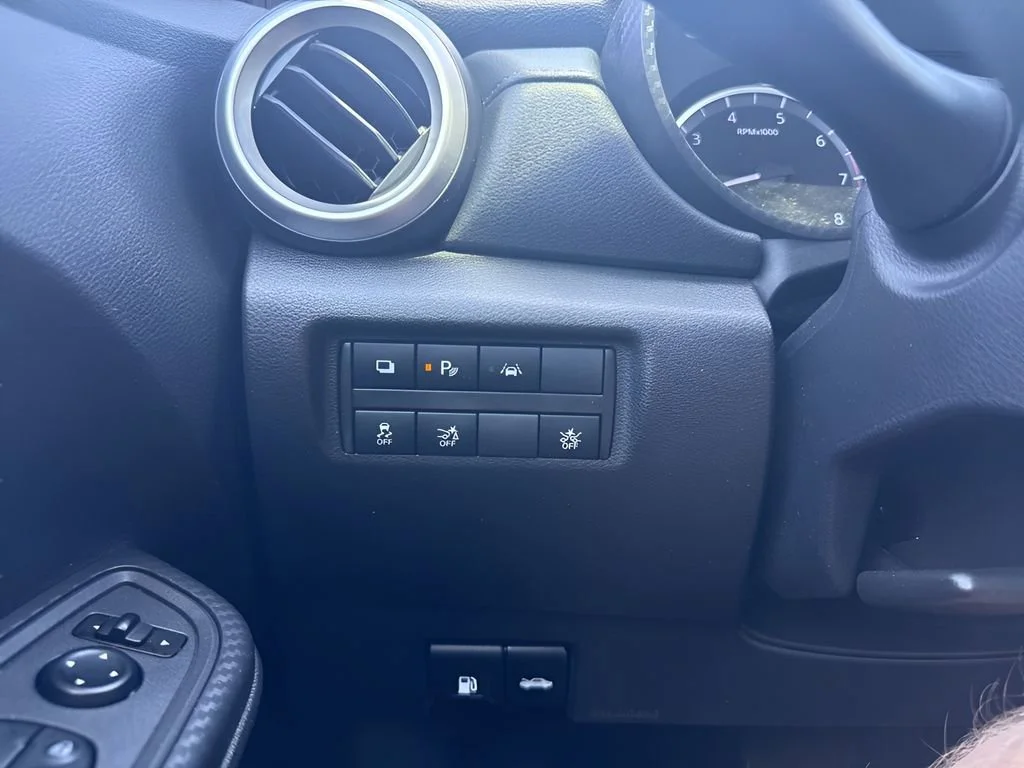 Used 2020 Black Nissan S image 20