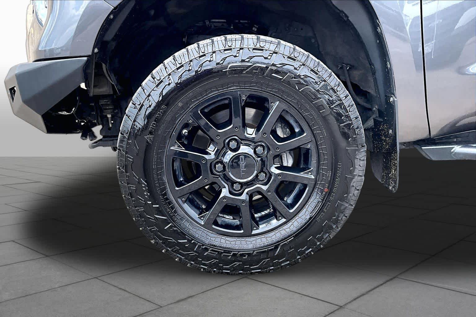 Used 2020 Magnetic Grey Metallic Toyota SR5 image 13