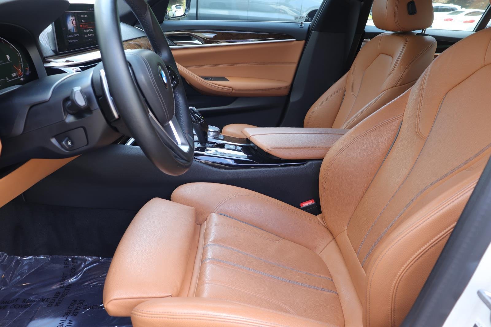 Used 2020 Alpine White BMW 530i image 10