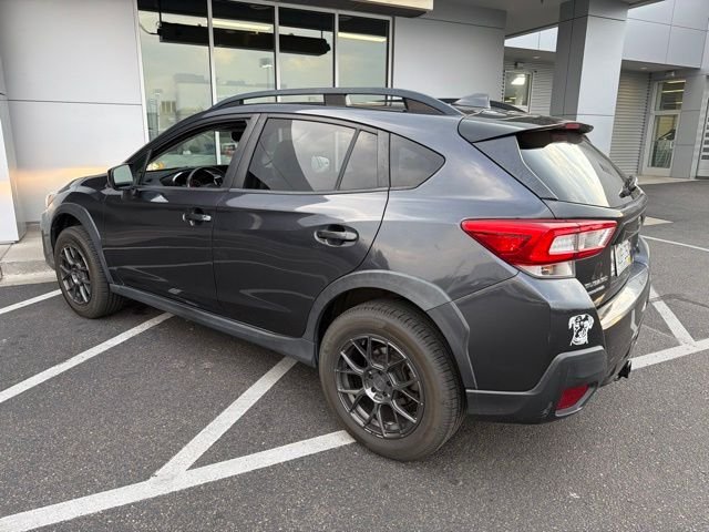 Used 2018 Gray Subaru 2.0i Premium image 4