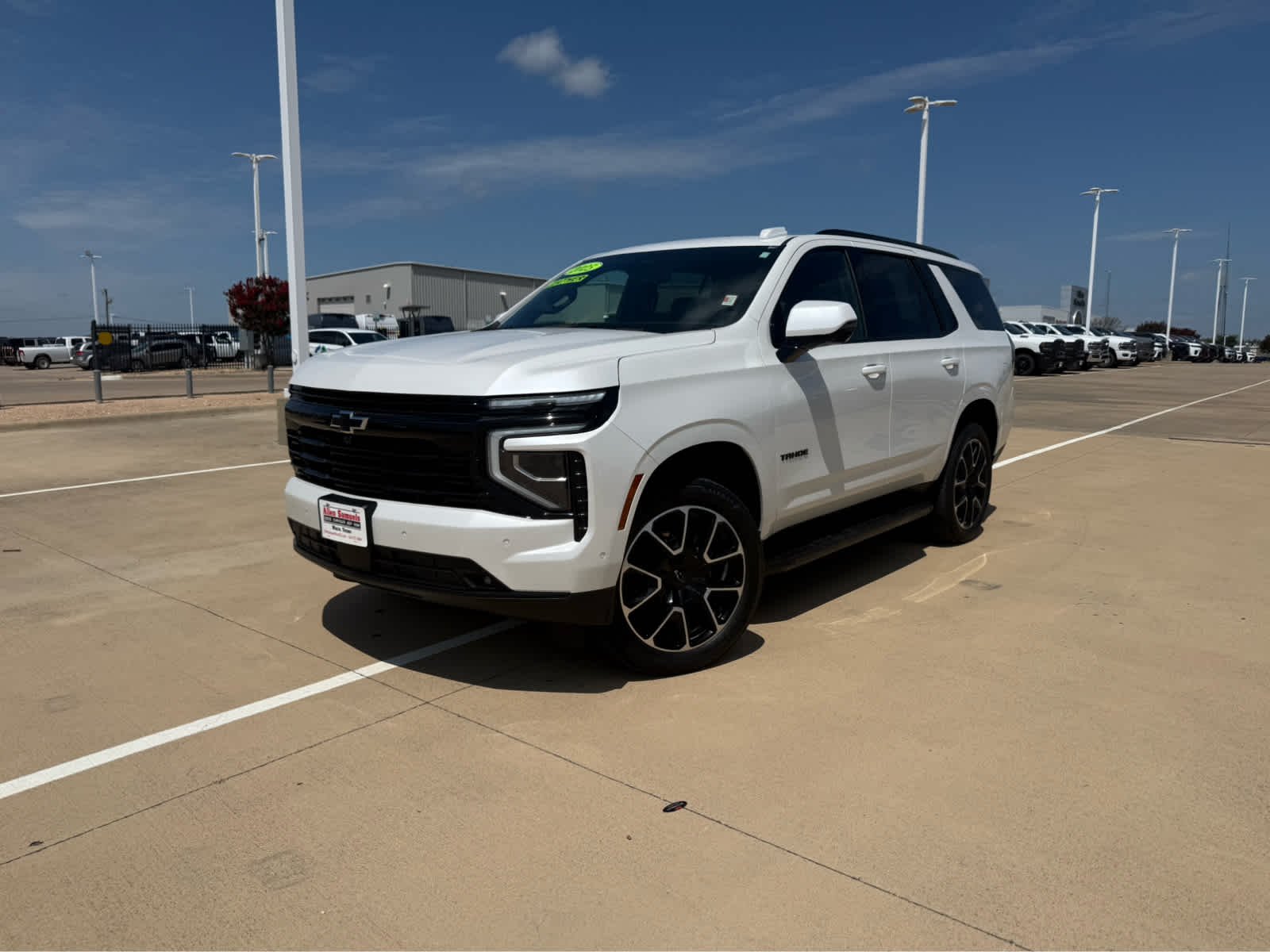 Used 2025 Iridescent Pearl Tricoat Chevrolet RST image 2