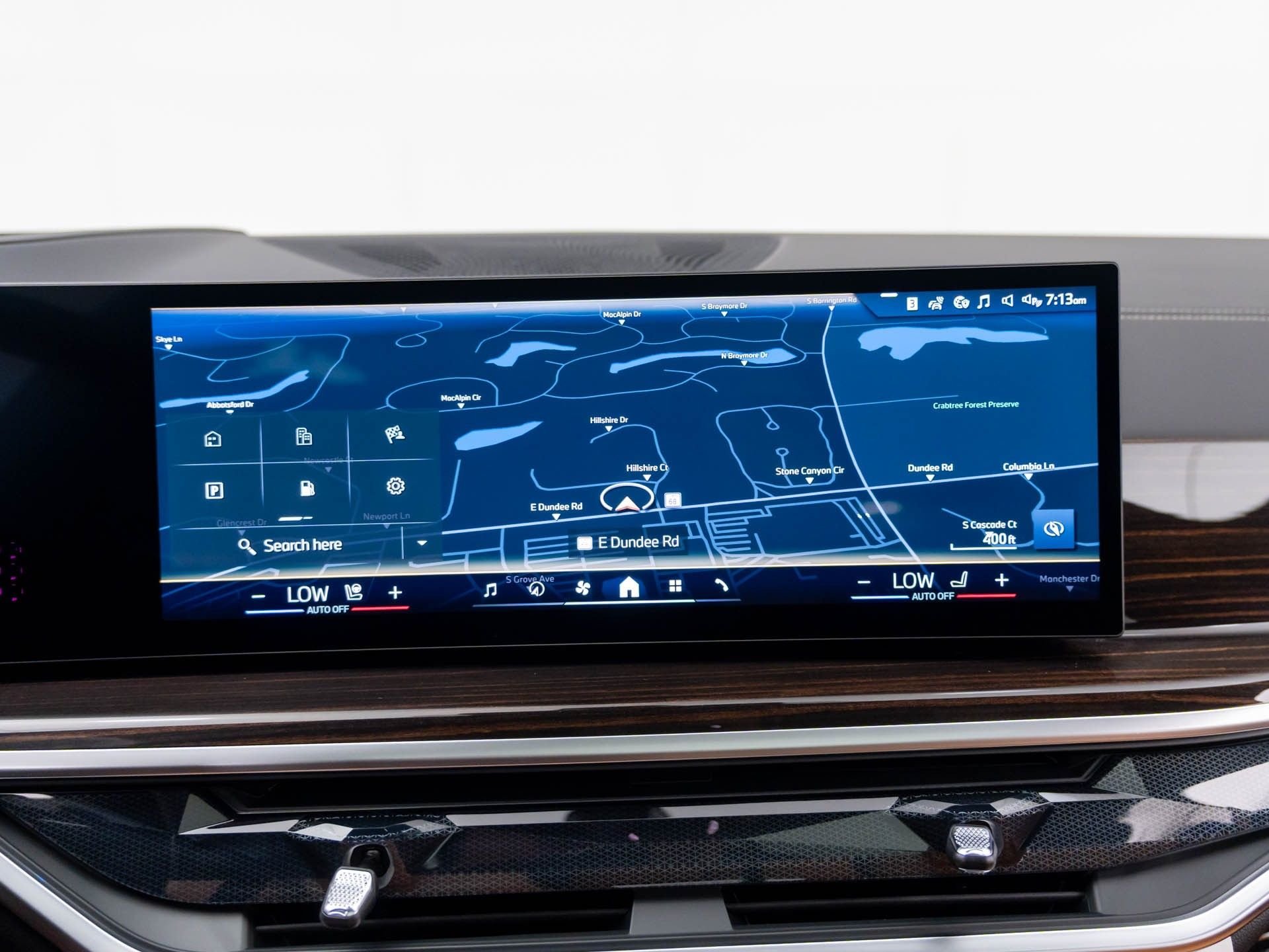 New 2026 Tanzanite Blue II Metallic BMW xDrive40i image 24