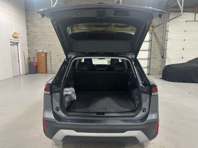 New 2026 Gray Volkswagen 2.0T SE image 19